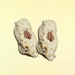 La revuelta Dulce de leche, mixed with coconut Snack