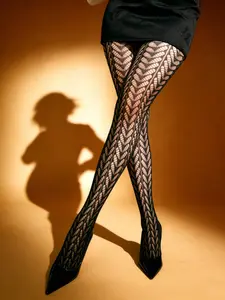 Women's Hollow Arrow Print Fishnet Stockings, Slim Fit, Comfortable, Fashionable, Sexy, Ideal for Daily Wear, Work, Party, Outing