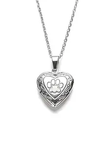 Silver Color Pet Paw Heart Necklace, Cute Minimalist Claw Print Pendant, Flip Cover Photo Frame, Must-Have for Pet Lovers, Heart Shaped Necklace, Dainty Necklace