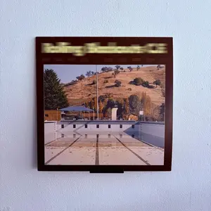 Vinyl Record Wall Mount Display Stand, Home Decor Accessory, Easy to Use, Ideal Gift for Vinyl Lovers and Music Enthusiasts