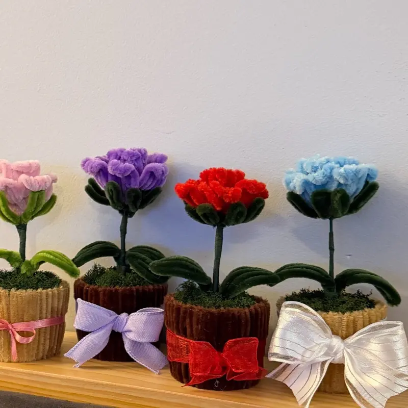 Forever Flower Chenille Stem Rose Valentine's Day Gift Handmade Pipe Cleaner Rose in Red Pot with Green Leaves