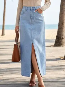 Women's Split Front Long Fitted Denim Skirt, Fashion Casual Pocket Button Fly Jean Skirt for Daily Outdoor Wear, Ladies Bottoms for All Seasons