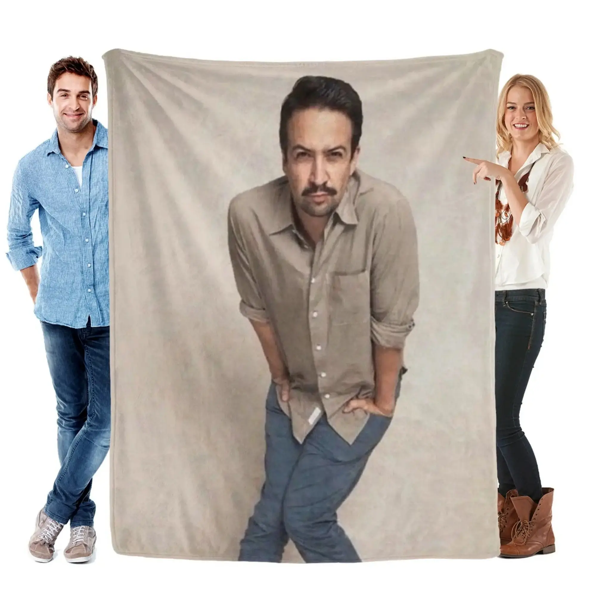Lin Manuel Miranda Biting His Lip Throw Blanket Luxury Brand Flannel Fabric Hairy Blankets