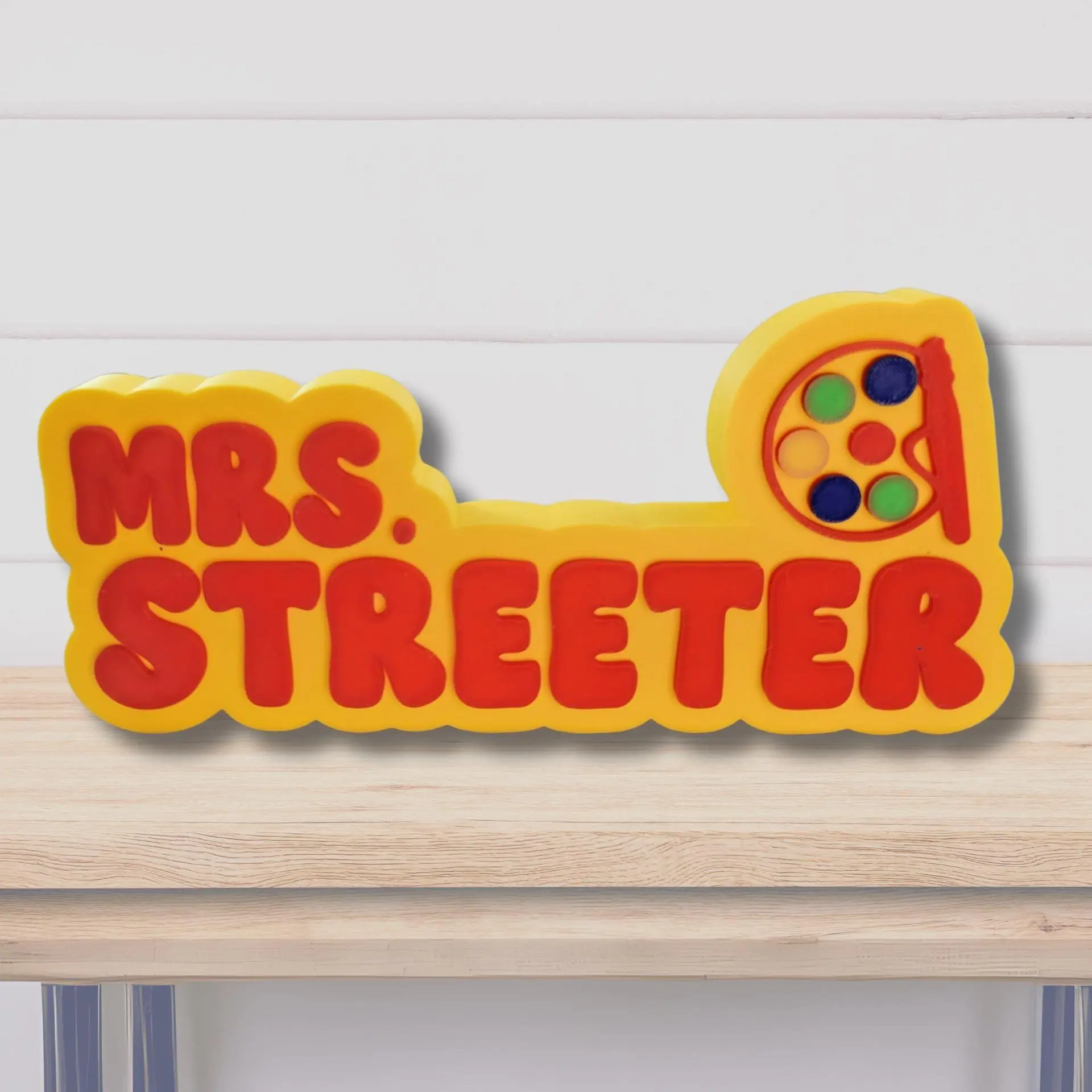Custom Art Teacher Name Plate: Personalized Desk Decor