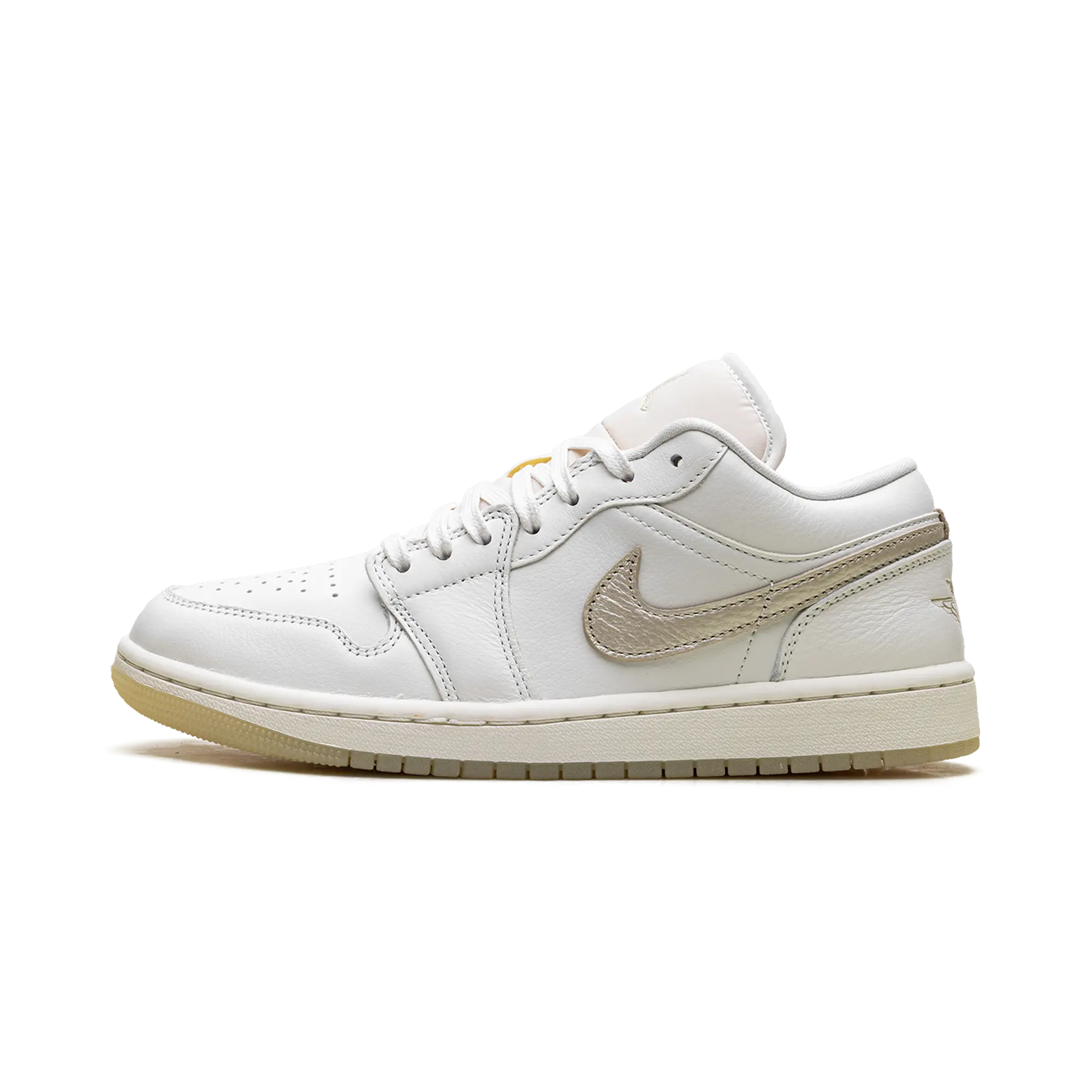 Jordan 1 Low SE WMNS "Metallic Team Gold" HV5157 100