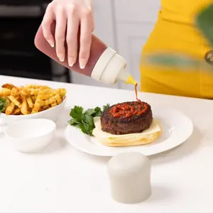 ZUUTII Silicone Squeeze Bottles 2-Pack, 300ml/10oz - Leakproof Sauce Bottles with Precision Tip for Oil, Condiments, Dressings, Kitchen, Travel(Begie)