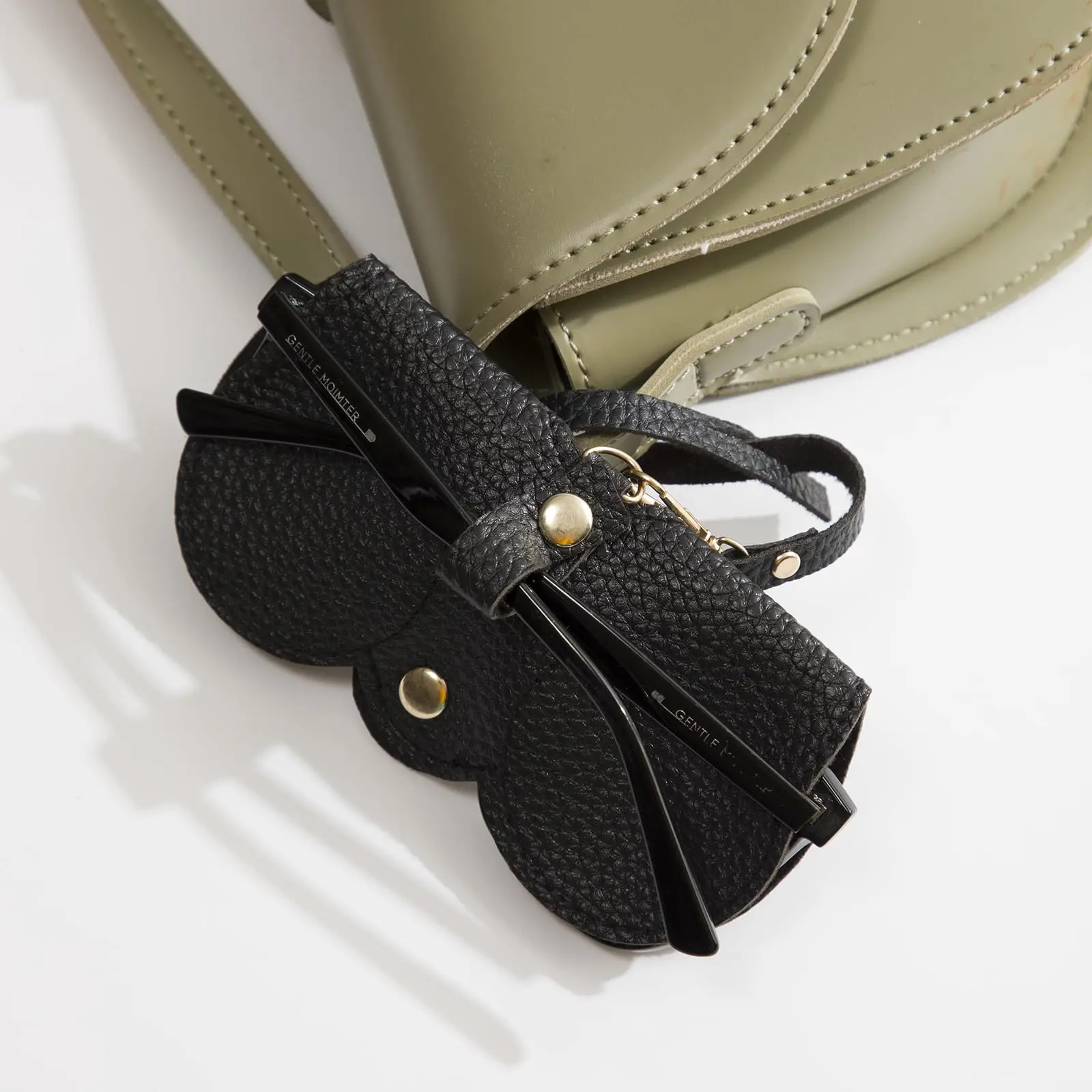 Female Fashion Casual Engravable Textured Thick Eco-Artificial Leather Sunglasses Case - Portable Organizer, Anti-Pressure Eyewear Protector, Home Storage Accessory