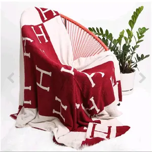 H Patterned Microfiber Throw blanket - Red