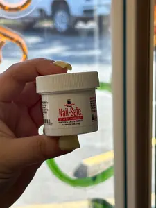 Nail Safe - Effective Powder for Dog Nails to Stop Bleeding Quickly & Painlessly - Easy Nail Care Without Risk of Discomfort