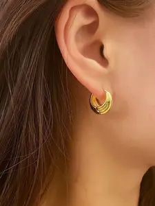 Chunky Textured Hoop Earrings for Women, 14K Gold PVD Plated Stainless Steel Huggie Hoops, Waterproof Tarnish Free Hypoallergenic Trendy Aesthetic Earrings for Daily Wear, Stackable Statement Jewelry Perfect Gift for Her Birthday Anniversary