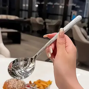 Rust-proof and durable! 10 hammer-patterned stainless steel spoons with ergonomic design are suitable for both Korean and Western cuisine and are durable kitchen utensils