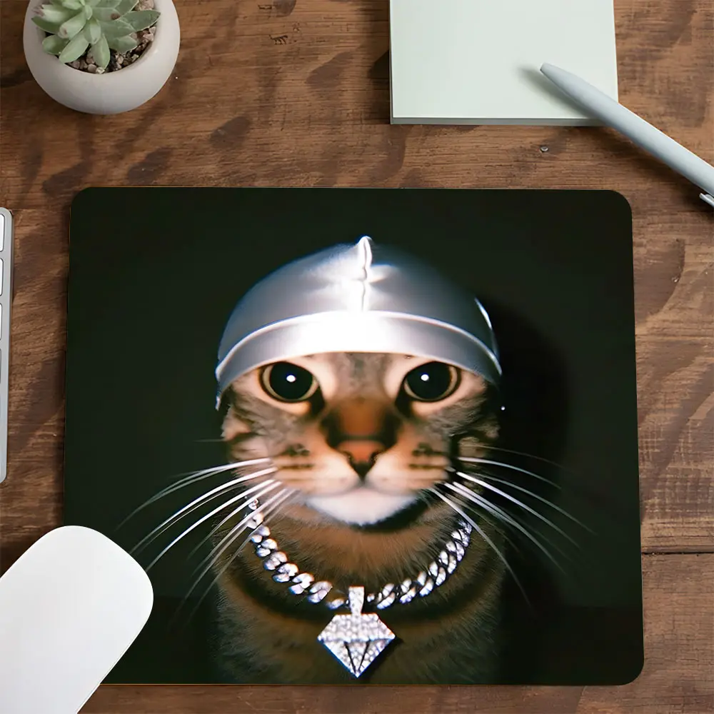 Glamorous Hip-Hop Cat Themed Square mouse pad, Aesthetic Desktop Decorative Protective Pad, Rubber Anti-slip Lockedge Work Pad, Small Size Suitable for Laptop, Desktop Computer Games, Work, Family，a good gift for friends, Gaming Mouse Pad, Mouse Mat