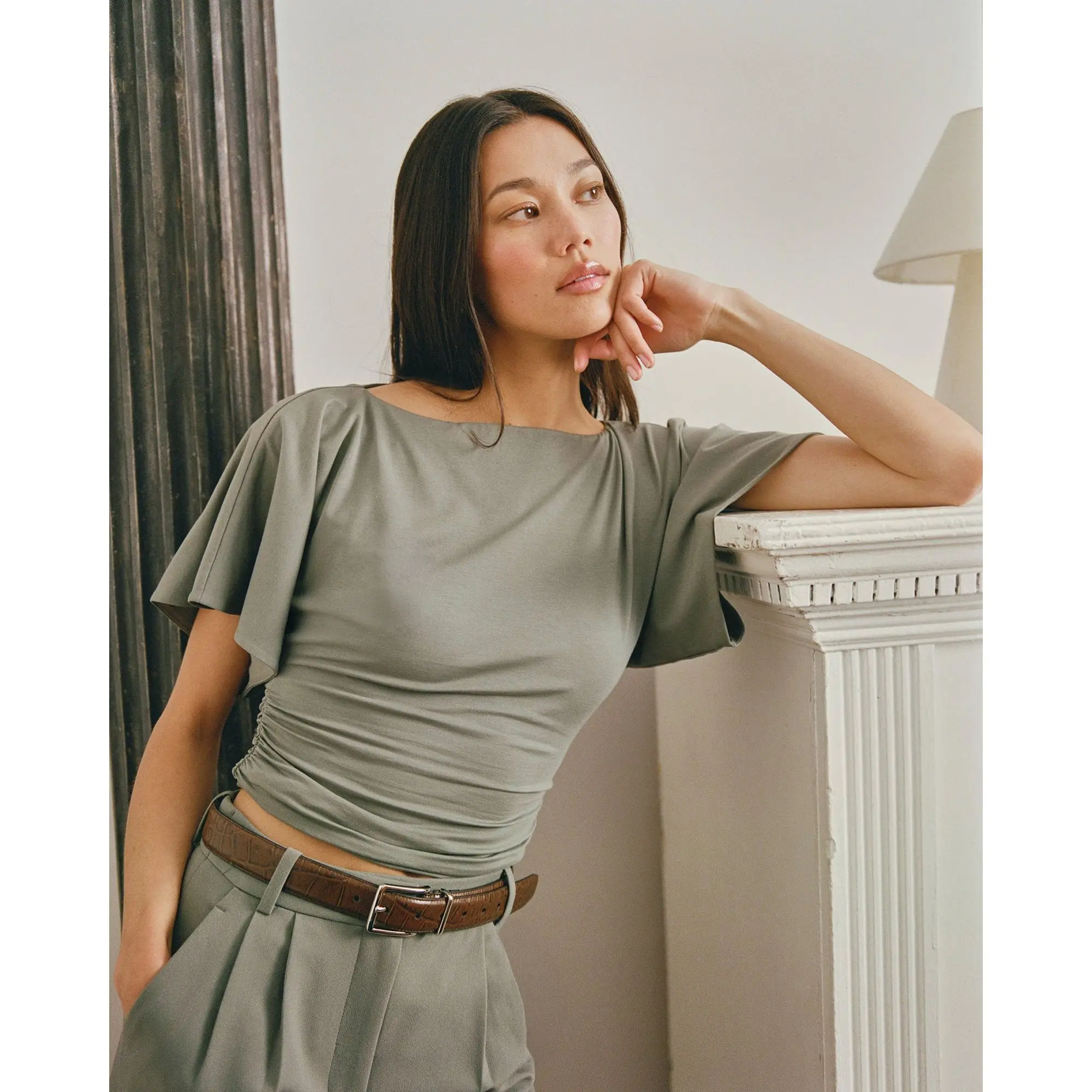 Abercrombie & Fitch Flutter Sleeve Slash Top