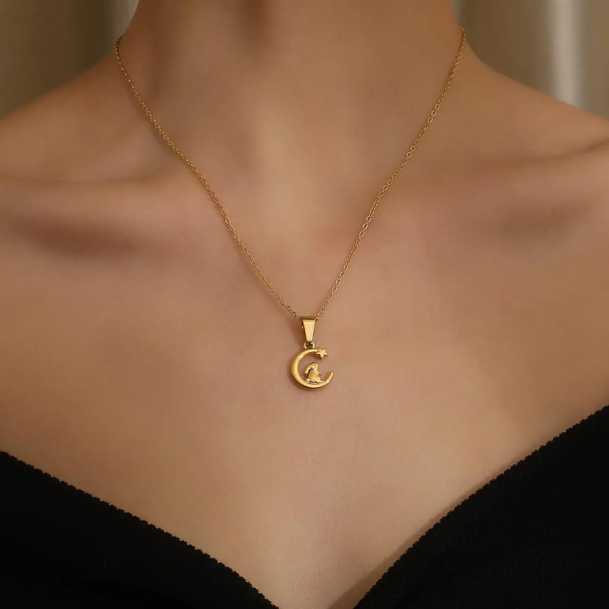 Light Luxury Stainless Steel Moon Rabbit Pendant Necklace - Minimalist, Dainty, Fresh & Cute Design - Ideal for Daily Wear, Birthday Gifting, Minimalist Necklaces, Dainty Necklaces