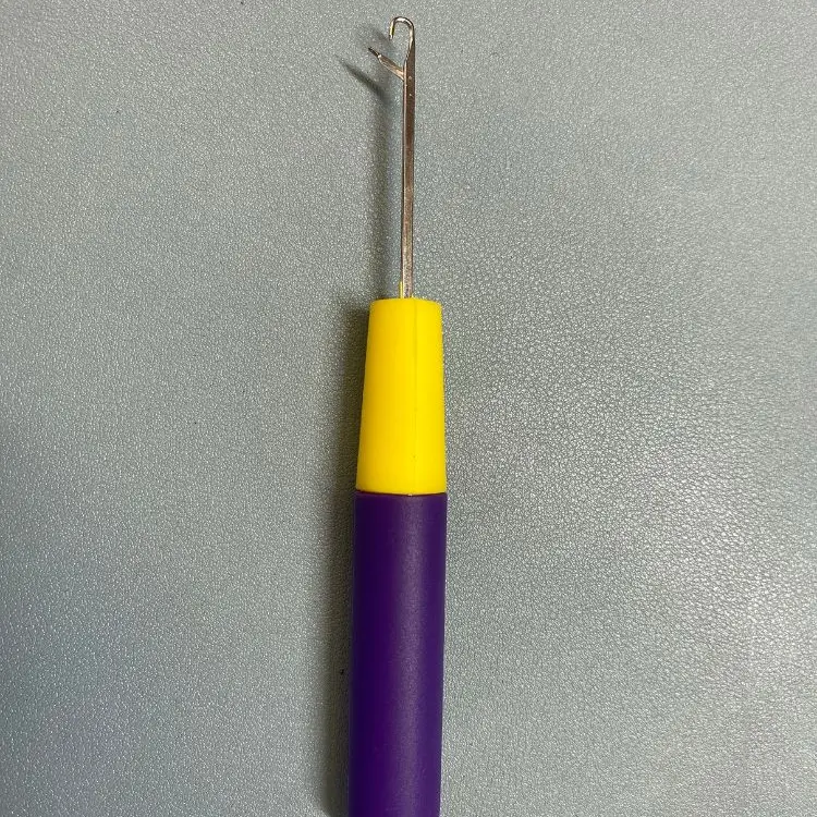 Noble Plastic-Handle Hair Crochet Hook, Handheld Latch Needle Tool for Hair Extension Installation, Micro Braids, 1 Piece