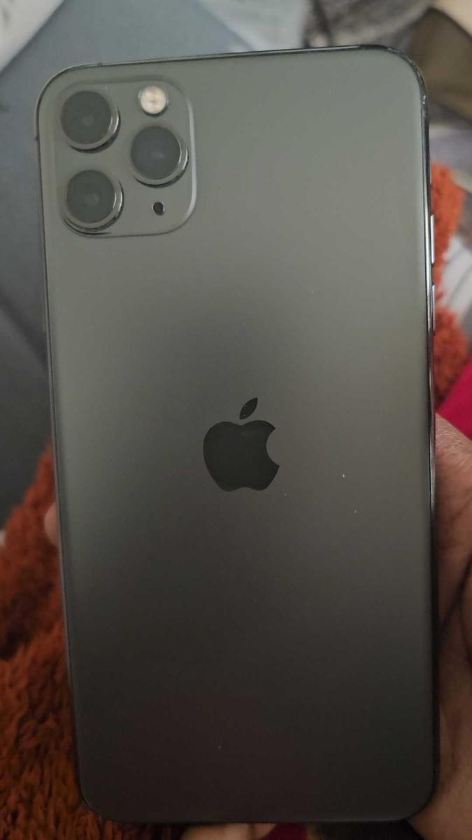 Item: Space Gray, 256 GB