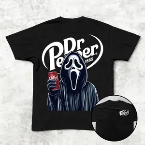 Menswear Man's Short-Sleeve Crewneck Ghostface Graphic T-Shirt - Old School Horror Atmosphere Streetwear Top