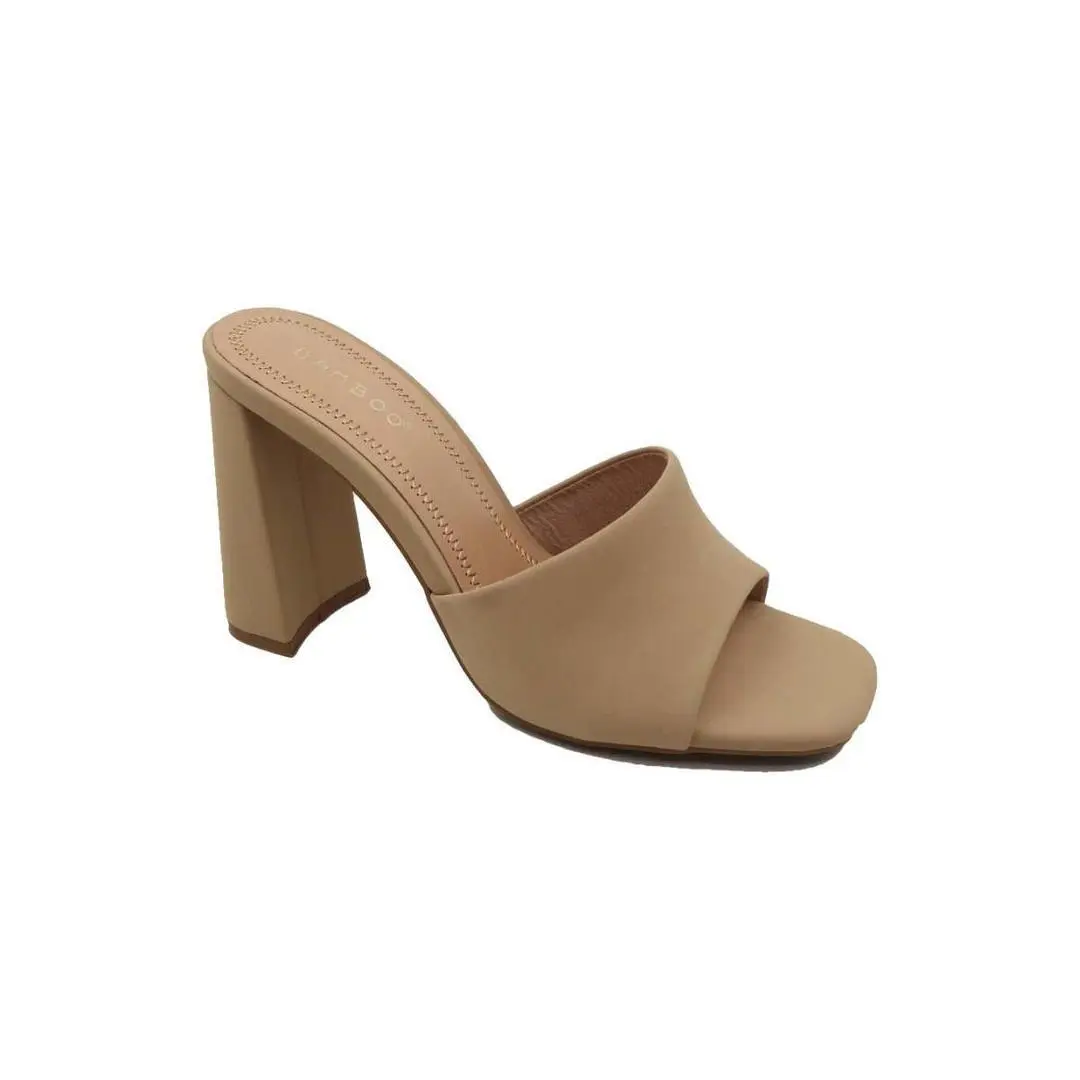 Classic Versa Heel - Beige Leather Mule Sandals for Women Comfortable All-Day Wear Neutral Design Perfect for Work & Brunch