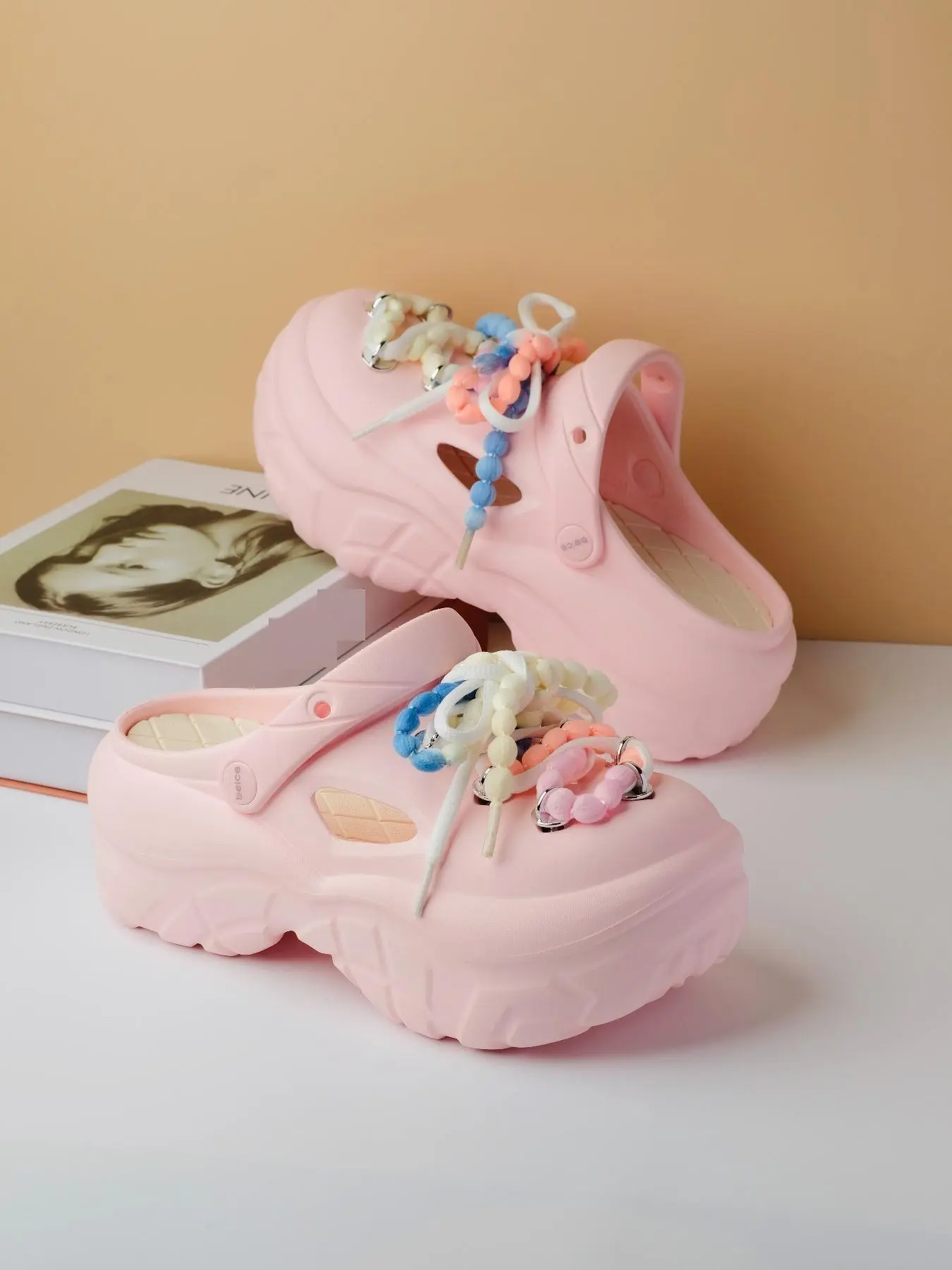 Fashionable Eva Clogs, Cute Thick Sole Slip Resistant Slides for Women & Girls, Non-slip Comfortable Home Slippers, Slippers Indoor, Summer Beach Slippers, Garden Shoes, Footwear, Anti Slip Slippers, Thick Bottom Slippers, Soft Slippers
