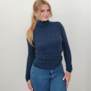 Light Weight, Everyday Warm 65% Wool and 35% Cashmere Sweater