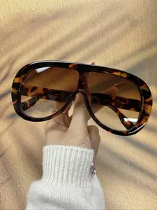 Unisex Vintage Tortoiseshell Frame Sunglasses, Trendy Casual Sunglasses for Everyday Use, Modern Fashion Accessories for Outdoor Activities
