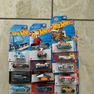 Hot wheels lot of 13 bubble warped