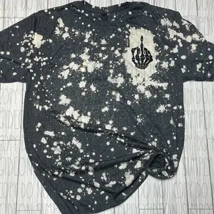 Skelly Finger Bleached Tee