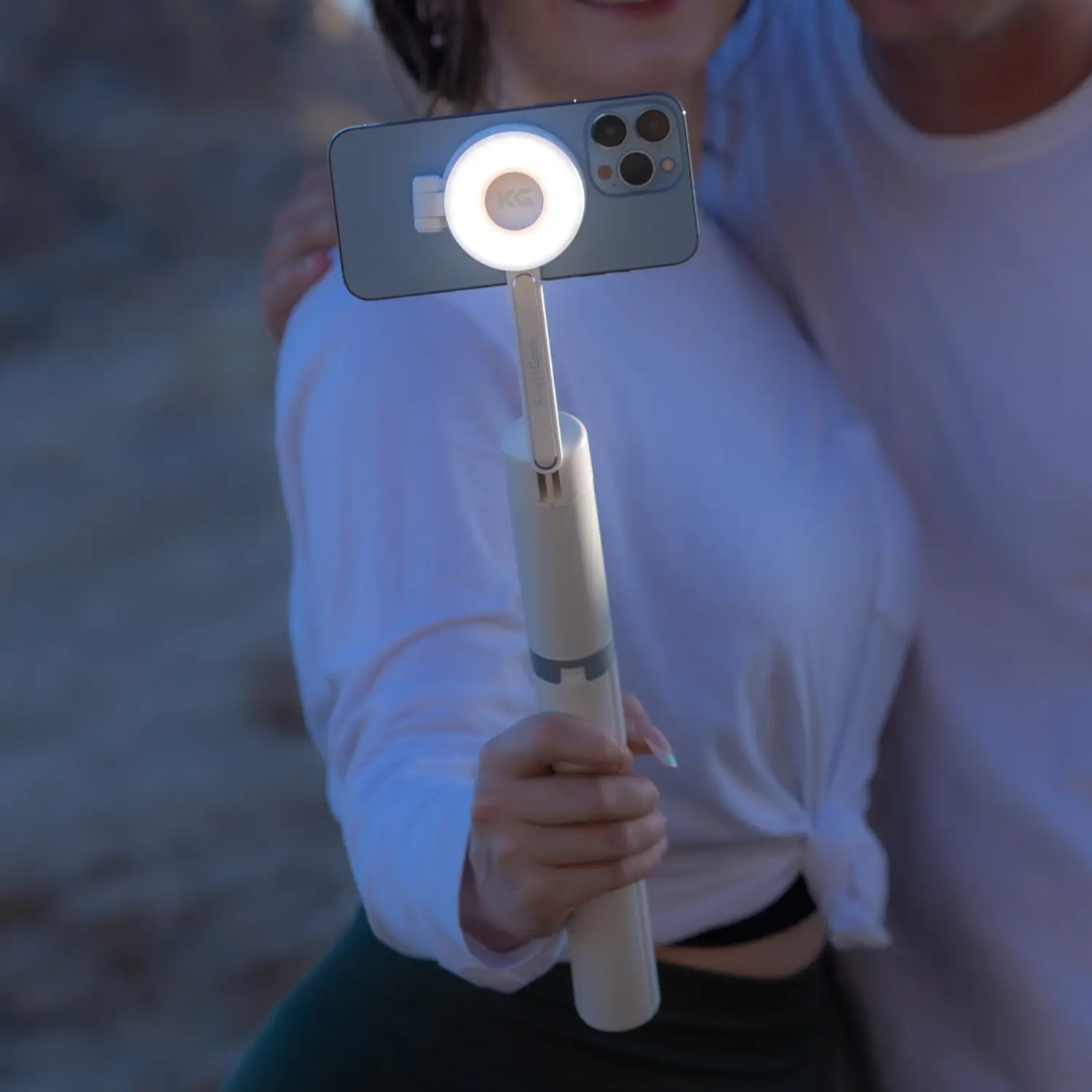 Tripod + HaloGlow Light