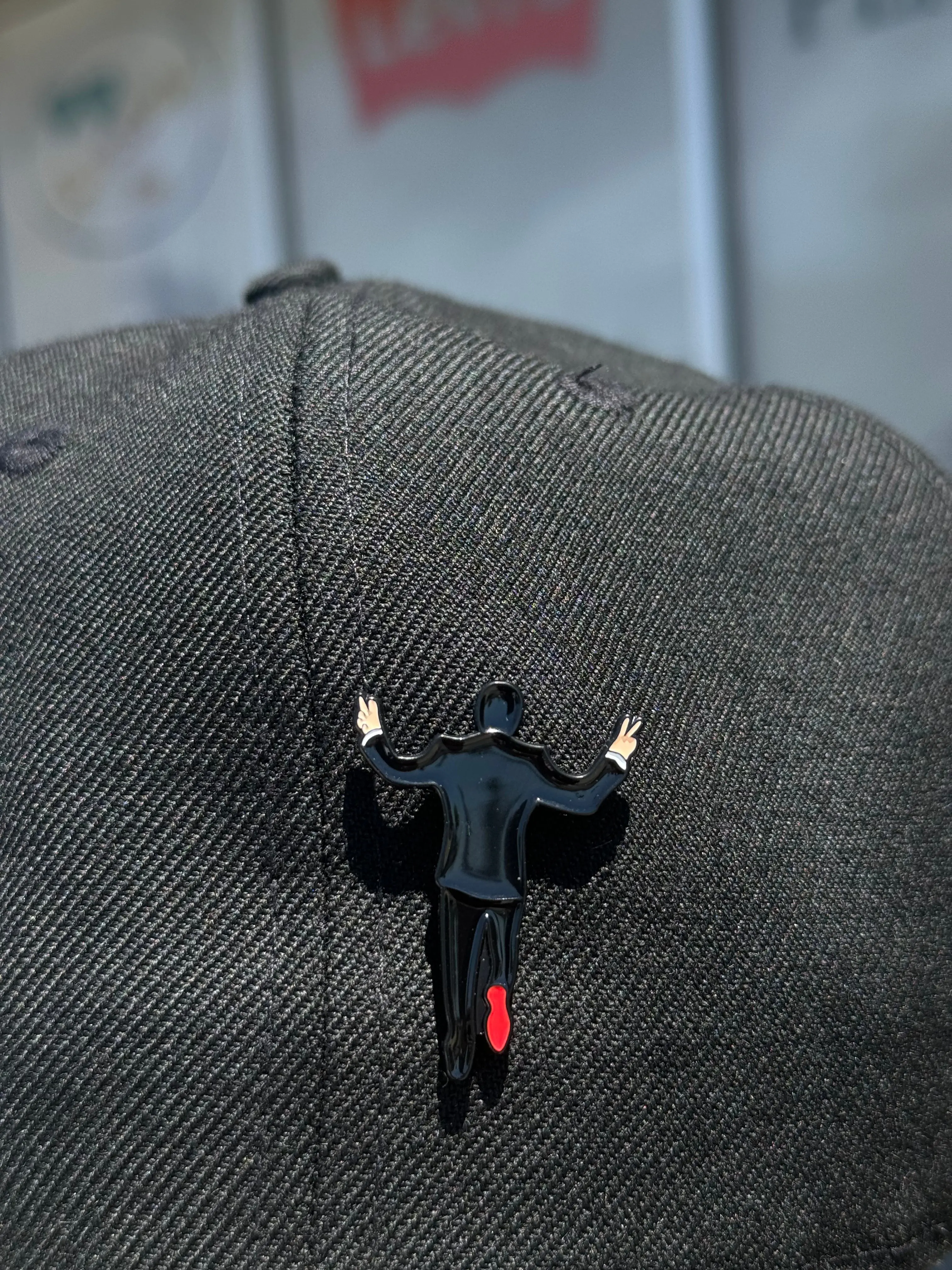 Chino Antrax Cap Pin