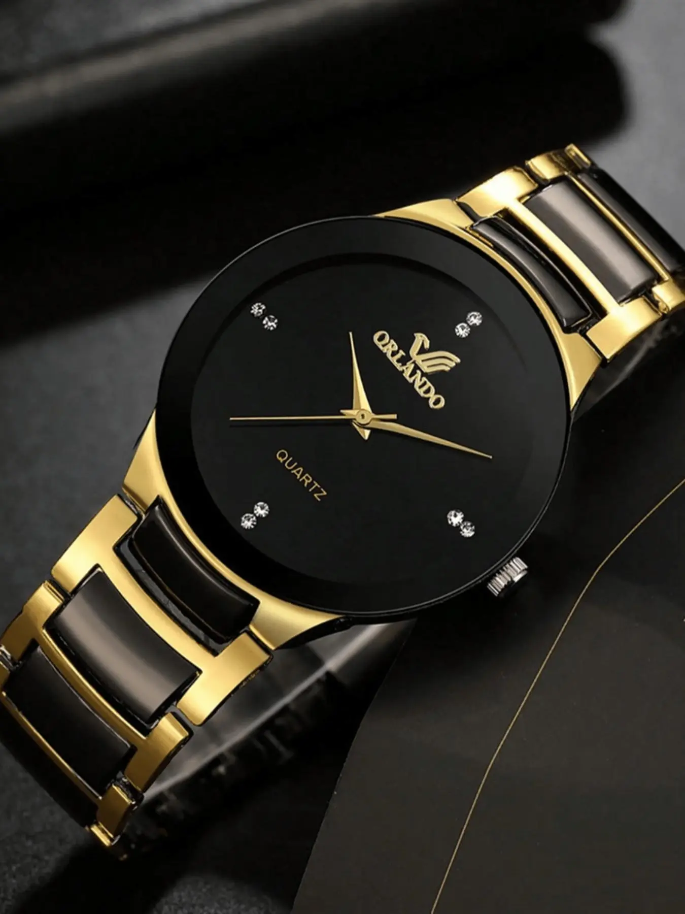 Stylish and trendy men's watch featuring a screw-back case, scale markings, elegant business style, British fashion, stainless steel strap, and quartz movement, Modern fashionable wristwatch, Business fashion watches, Quartz Analog Wristwatch