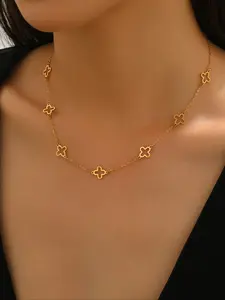Elegant Four-Leaf Clover Necklace for Women, Perfect Gift for Nature Lovers & Special Occasions, Stylish Jewelry Accessory, Dainty Necklace