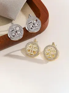 French Vintage Elegant Clip Earrings with Artificial Zircon, Copper Material, Geometric Hollow-out Cross Design, Women's Daily Wear Fashion Jewelry for All Seasons
