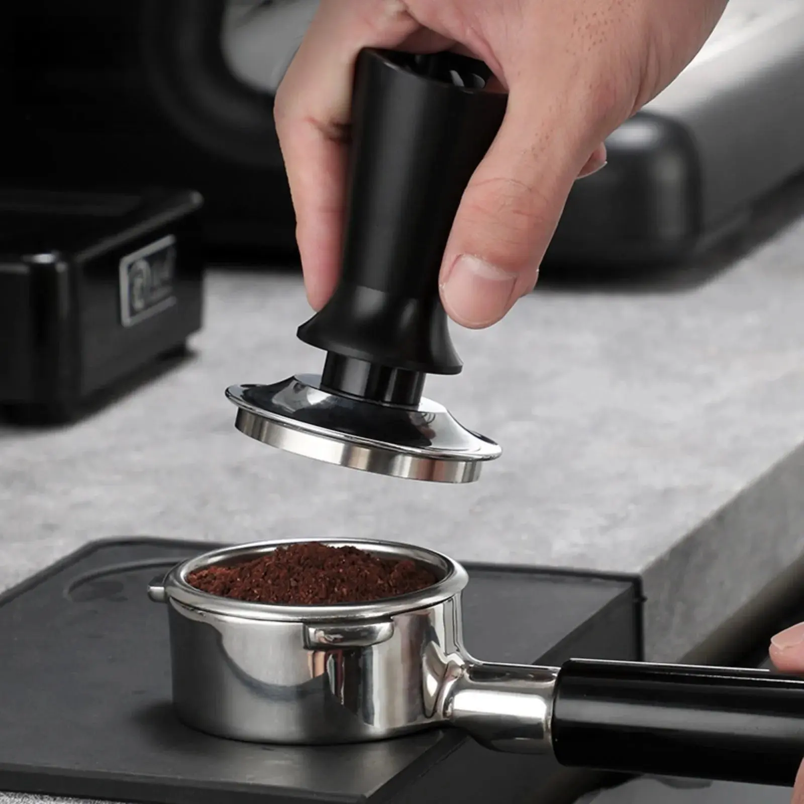 Spring Loaded Tamper Spring Loaded Tamper