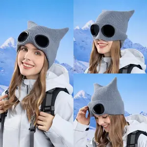 Women’s Winter Ski Beanie with Fleece Lining – Soft Earflap Hat with Goggles, Windproof & Cozy Warm Winter Hat for Outdoor Activities, Ski Trips, Snow Sports & Daily Cold Weather Looks
