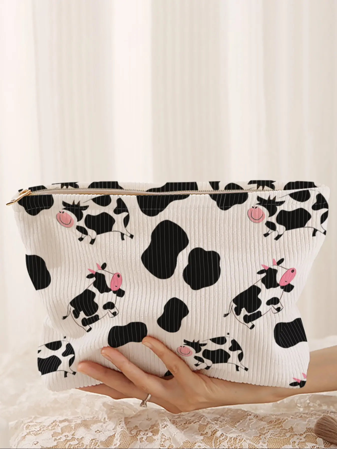 Cute Cow Print Makeup Bag, Cartoon Style, Lightweight Multi-Functional Fashion Casual Cosmetic Pouch, Travel Organizer for All Seasons, Cosmetics Bag, Vanity Purse