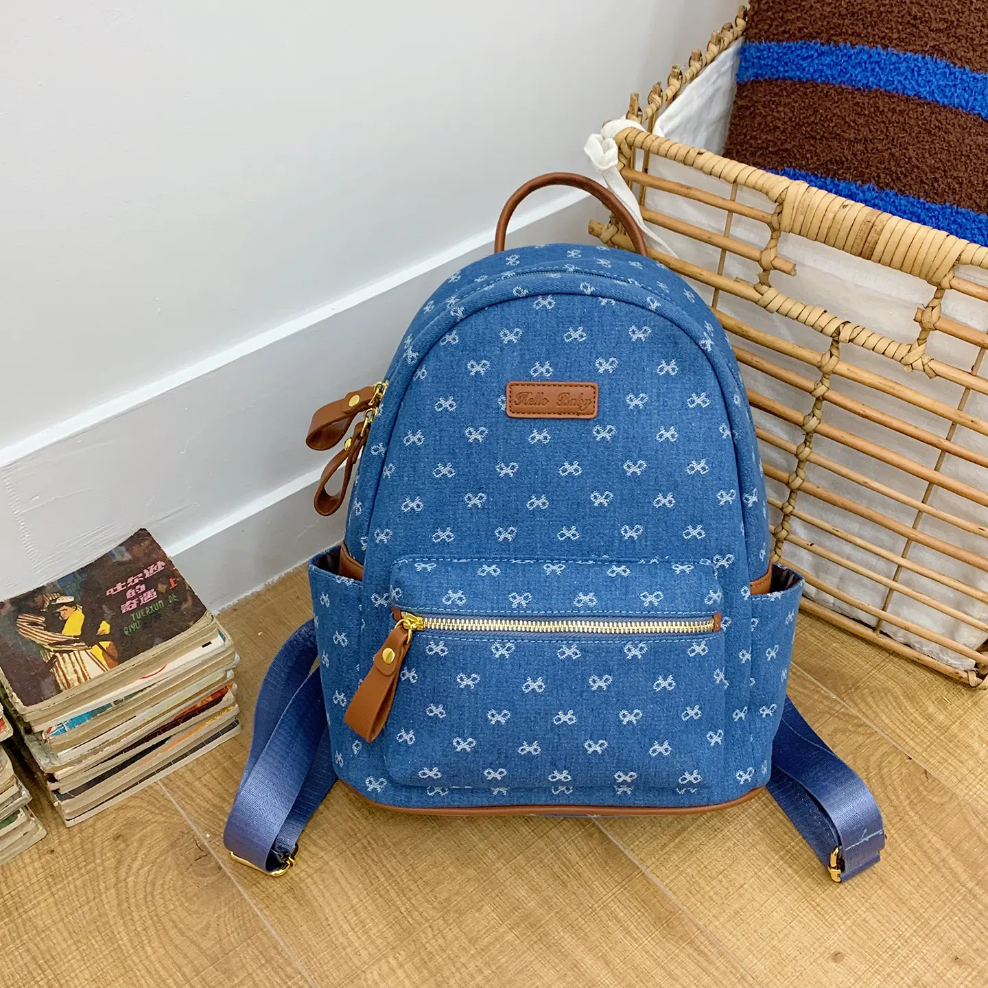 Blue large-sized naked bag