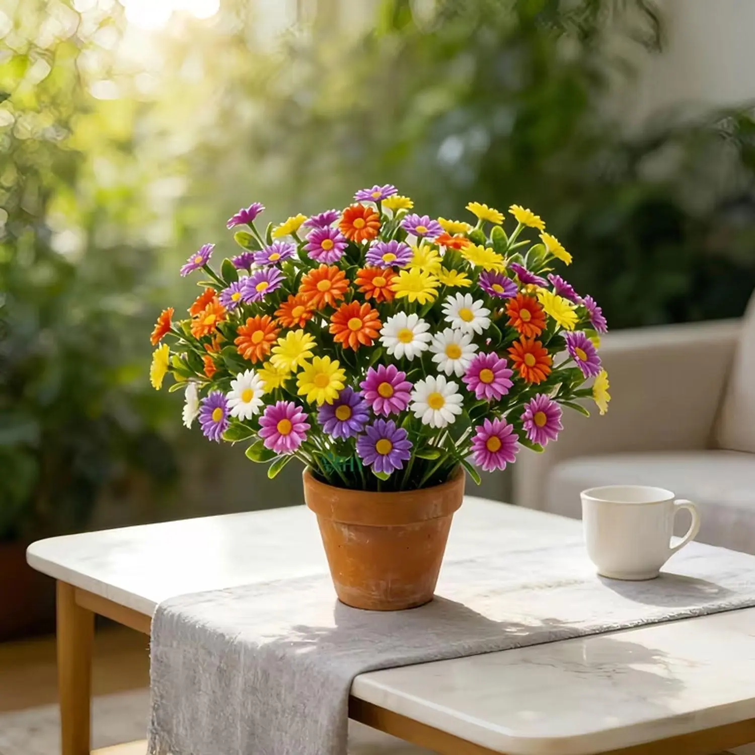 Mixed Color Plastic Daisy Bouquets 12 Pcs, UV Resistant Artificial Flowers, Realistic Texture, Ideal for Home, Hotel, Office, Wedding, Party Decor