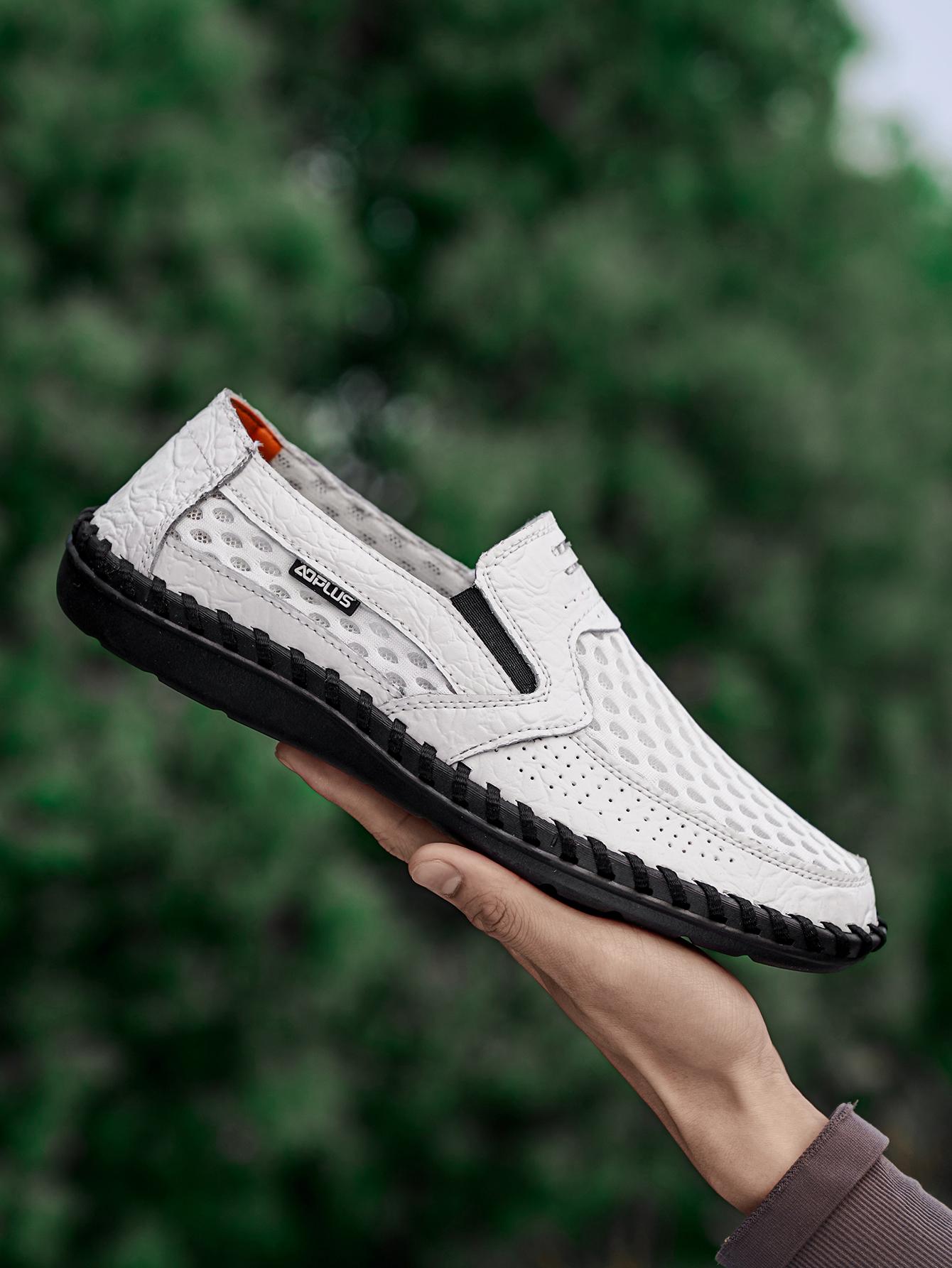 Boss Loafers with Secret Comfort​| Croc-print luxury with hidden airflow 3D mesh.3-second slip-on.Your stealth upgrade from meetings to private time