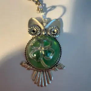 Green "Faith" Clover Owl Keychain - Unique Design with Owl and Clover Motif