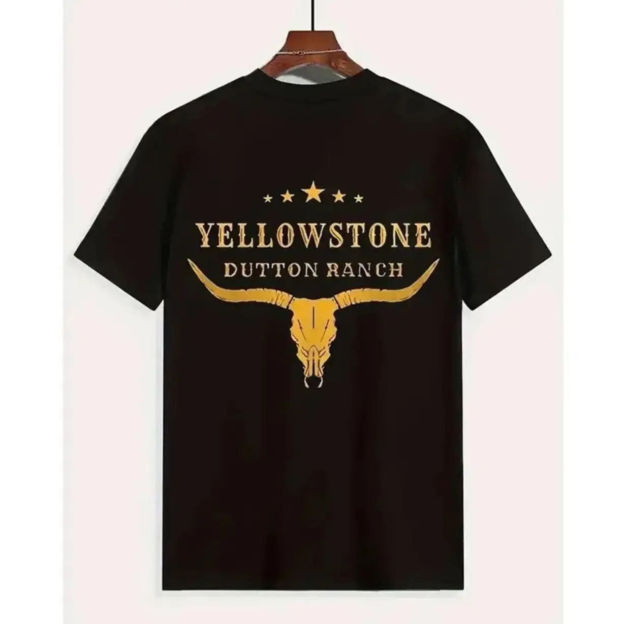 Yellowstone Dutton Ranch T-Shirt With Bold Bull Design For Western Lovers.