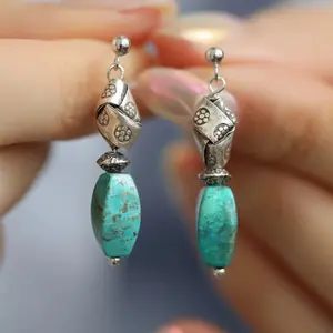 S925 silver flower pattern angular bead earrings for women, about 4.2g