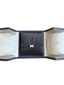 Pre-owned Chaumet Jeux de Liens pendant necklace
