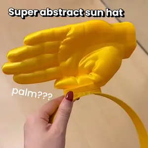 New palm-sized sun hat, a funny toy, great for making videos yourself or as a gift for friends.