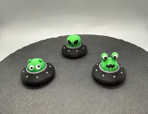 3D Printed Alien Fidget Clicker/Spinner - Unique Gift Idea, Stocking Stuffer, Adorable Decoration, Perfect for Stress Relief and Fun, Fidget Toy, UFO