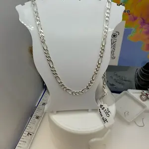 925 sterling silver 4mm 18”inches short chain figaro chain high quality solid silver Italian (( cadena de plata Italiana. 4mm es 18”pulgadas corto estilo figaro
