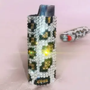 Leopard Print Sparkling Rhinestone Lighter Holder Case for J6 Model Zinc Alloy Artificial Crystal Lighter Accessories Gift Packaging Bag