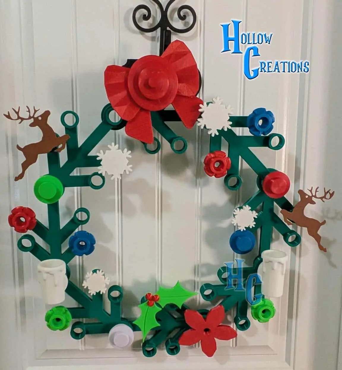 Building Block Christmas Wreath with 35 studs!  Free Shipping!