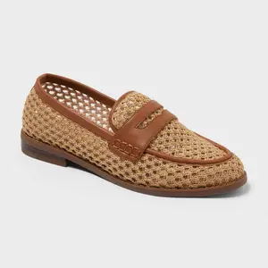 Women’s Cove Flats with Memory Foam Insole - Universal Thread Women’s Cove Flats with Memory Foam Insole - Universal Thread