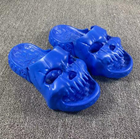 Couples’ 3D Skull Slippers for Men/Women, Non-Slip EVA Cloud Slides, Gothic Cool Skull Design Summer Outdoor Indoor Sandals