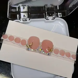 ‘THAT GIRL’ Toe Pressies